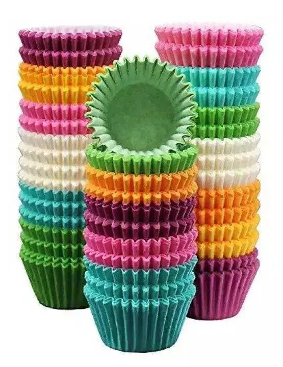 100-Piece Multicolour Cupcake & Muffin Paper Liners — photo 3