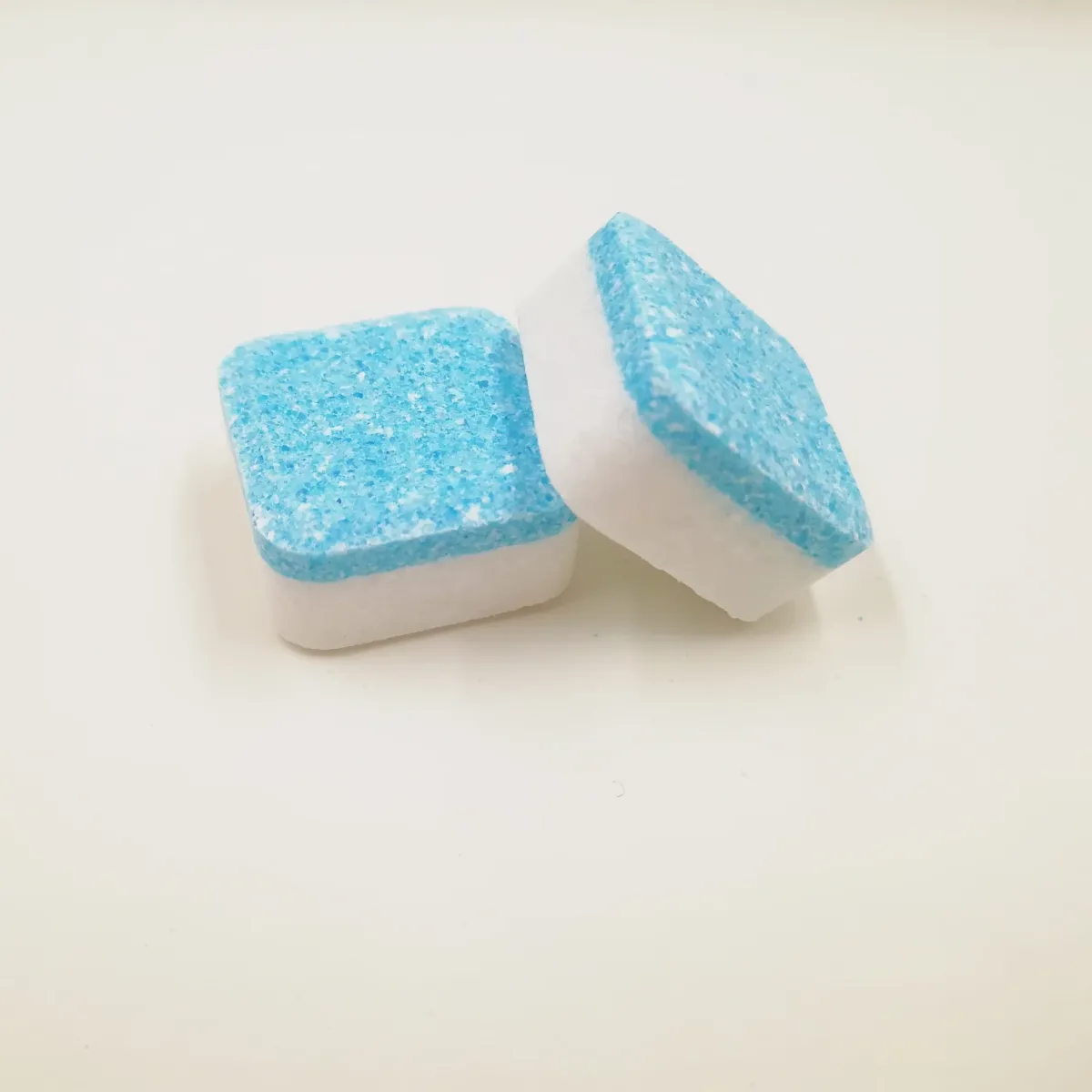 Washing Machine Cleaning Tablets | Deep Cleaning Tablets for Front and Top Load Washers | Removes Odor, Residue, and Buildup - Pack Of 01 — photo 6