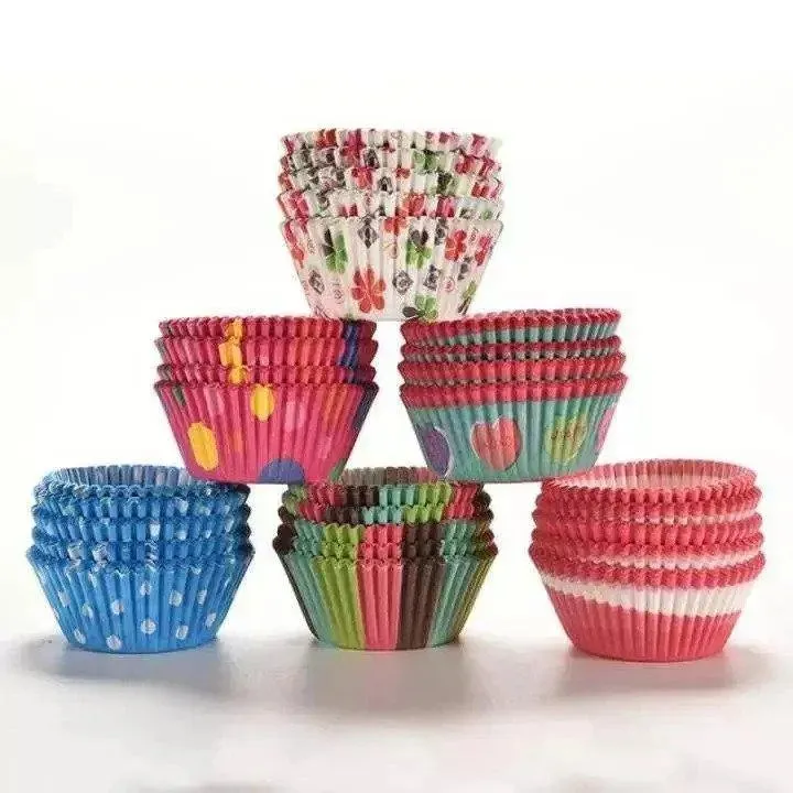 100-Piece Multicolour Cupcake & Muffin Paper Liners — photo 2